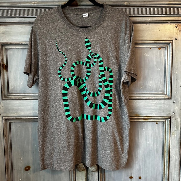 Clare V Original Snake Graphic Tee in Charcoal Gray Size XL - Picture 2 of 6